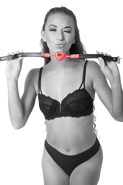 Кляп Sportsheets Sex & Mischief Amor Ball Gag (червоний) 39652_EU фото